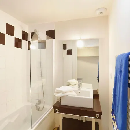 Apartment Res Les Grands Rochers, Olonne-sur-mer,